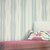Ambiente decorado com o Papel de Parede Listras Azul e Bege - Coleção Classic Stripes - 10 metros | 889035 - Ciça Braga