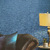 Sala decorada com Papel de Parede Linho Azul Escuro - Coleção Criativo Kantai 333033 | 10 metros | Cola Grátis