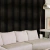 Sala decorada por Papel de Parede Listras Verticais e Onduladas Preto e Cinza (Leve Brilho) - Italiano Lavável -  Coleção Flow | 80209 - Ciça Braga