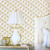 Quarto decorado por Papel de Parede Geométrico Moderno Tons de Amarelo e Cinza - Oba Kantai - Importado Lavável | 70602 - Ciça Braga