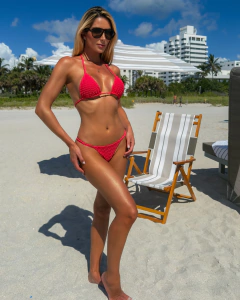 Biquíni Fio Dental Matelê na internet