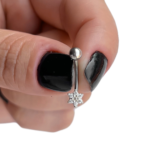Piercing umbigo estrela cravejada