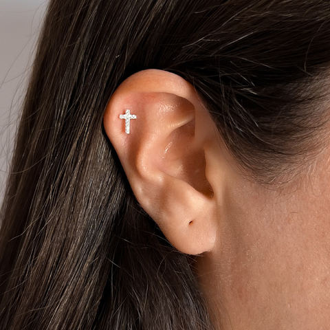 Piercing Cruz Cravejada