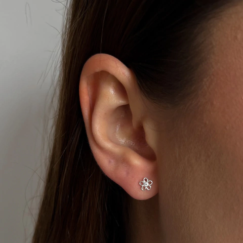 Brinco Flor Vazada Tarraxa Baby