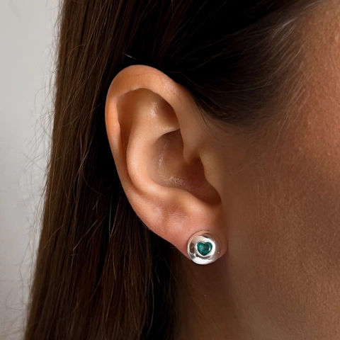 Brinco redondo com coração turquesa - comprar online