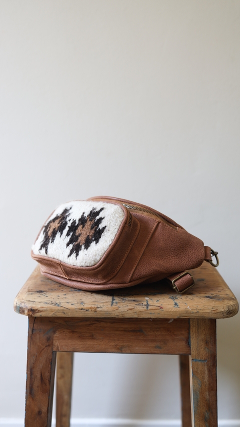RIÑONERA ARYA - comprar online