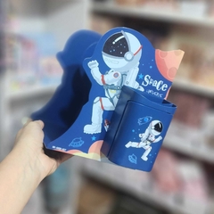 Organizador Libros Retráctil Astronauta Espacial CHZ 88A en internet
