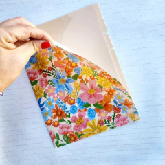 Carpeta Flowers A4 en L Con Divisiones FW 998624 en internet