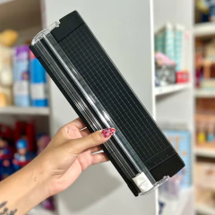 Guillotina Mini 22 cm C/Regla Guía Portátil