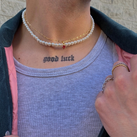 The pearl choker