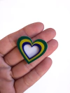Aplique coração cores Brasil em acrílico - 1 unidade