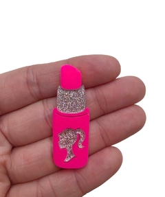 Aplique batom Barbie rosa neon acrílico - 1 unidade