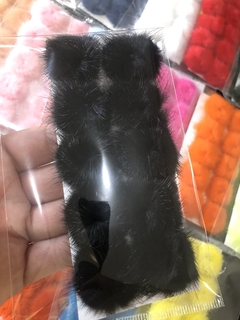 Pompom pelinho pequeno - 10 unidades (leia a descrição abaixo) na internet