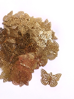 Aplique borboleta em metal dourada 2,9cm - 10 unidades