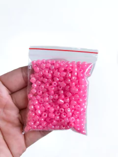 Miçanga de vidro perolada 3,6mm (6,0) - 50 gramas