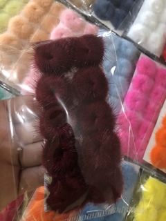 Imagem do Pompom pelinho pequeno - 10 unidades (leia a descrição abaixo)