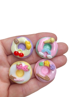 Aplique donuts fofo - 4 unidades (1 de cada igual a foto)