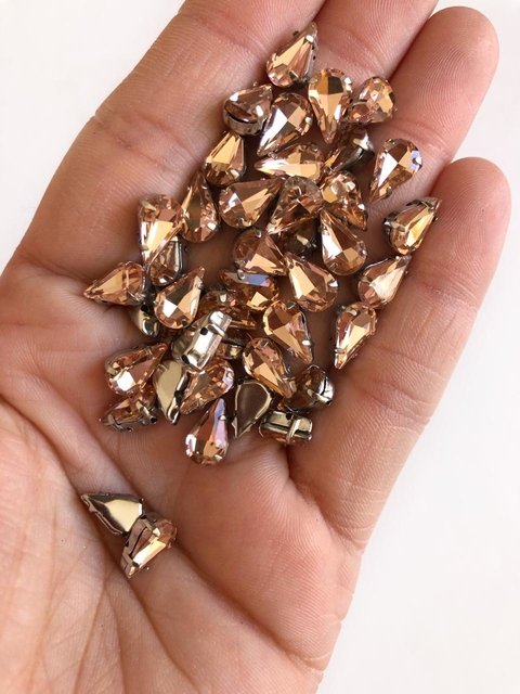 chaton de vidro gota Pêssego 6x10mm - 20 unidades