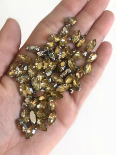 chaton de acrílico navete mel 6x12mm - 50 unidades