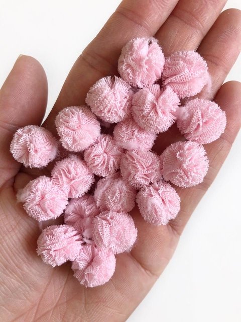 pompom de malha 1,5 cm - 10 unidades