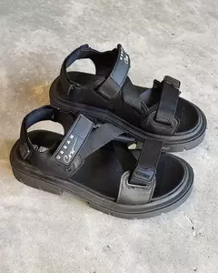 Yei - Negro en internet