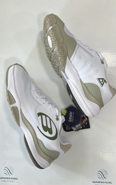 Zapatillas Bullpadel Flow Hybrid Woman Kaki