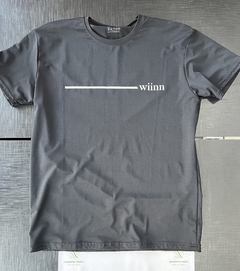 Remera Wiinn Negra