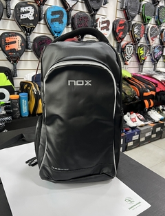 Mochila Nox Pro Series Negra en internet