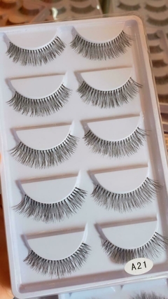 Cartela com 5 Pares de Cilios