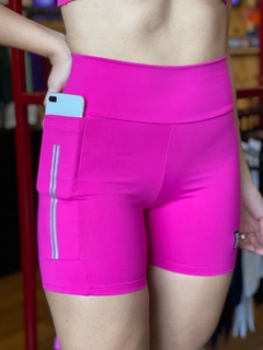 Short Com Bolsinho - Rosa