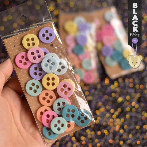 Kit completo botão fosco 4 furos em 8 cores candy colors - 24 botões