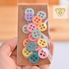 Kit completo botão fosco 4 furos em 8 cores candy colors - 24 botões - loja online