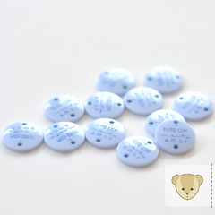 Lettering no botão®: "feito com muito amor" | azul - comprar online