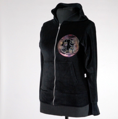 Campera Plush negra