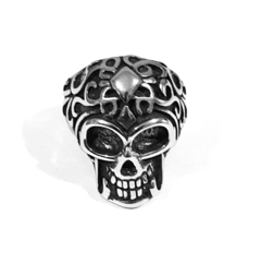 ANILLO CALAVERA en internet