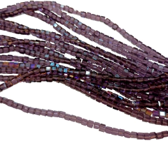 CUBOS DE CRISTAL 3 MM X TIRA ( APROX 95 CUBOS ) - comprar online