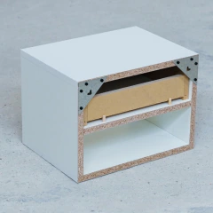 Mesa de luz flotante en internet