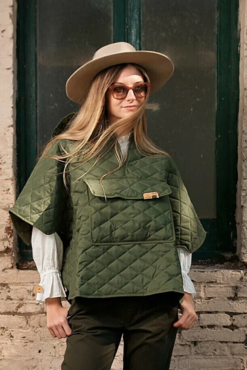 Capa matelassé con capucha - comprar online