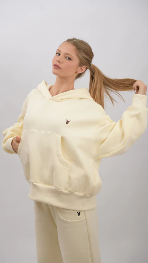 Canguro College Crudo