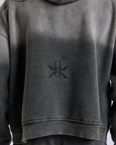 HOODIE KABRA KUERVO UMBRAFLUX - TRÓPICO