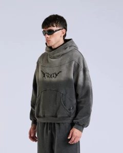 HOODIE KABRA KUERVO UMBRAFLUX en internet