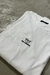 Remera CAJA [blanco] en internet