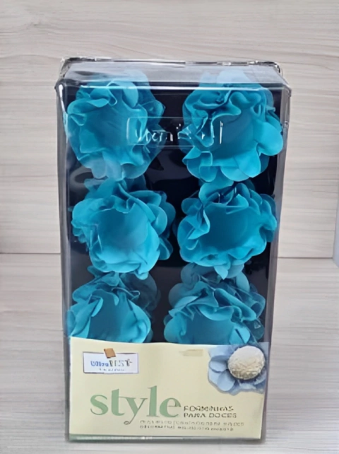 FORMA ULTRAFEST STYLE AZUL CLARO COM 40 UNIDADES