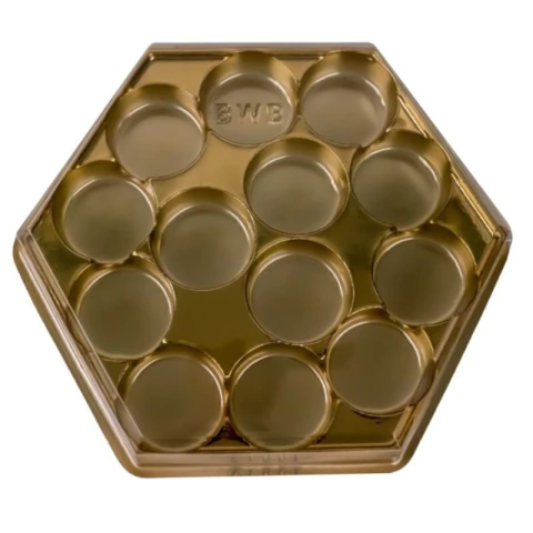 CAIXA BWB PARA BOMBONS SEXTAVADA DOURADA COM 12 CAVIDADES
