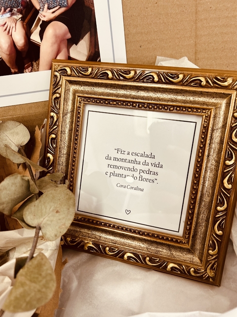 Quadro 16x16 Dourado com Frase Personalizada