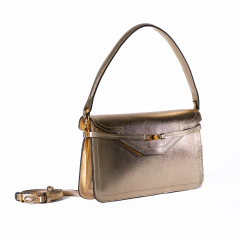 BOLSAS EM COURO LEGÍTIMO CLUTCH DOURADA LISA na internet