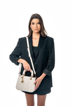 BOLSA EM COURO LEGÍTIMO TOTE COM ARGOLA OFF WHITE - loja online