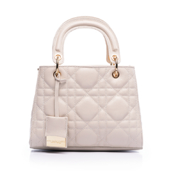BOLSA COURO LEGÍTIMO MATELASSÊ REDONDO MÉDIA OFF WHITE - comprar online