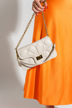 BOLSA COURO LEGÍTIMO RETANGULAR EM MATELASSÊ OFF WHITE - loja online