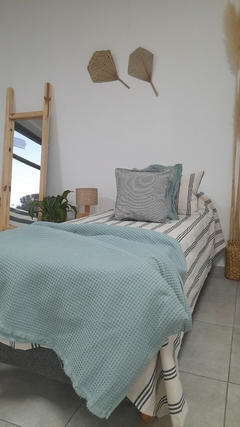 Cubrecama Tusor Tres Rayas Gray - comprar online
